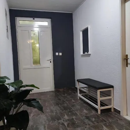 Cengo Apartmán Kaštela