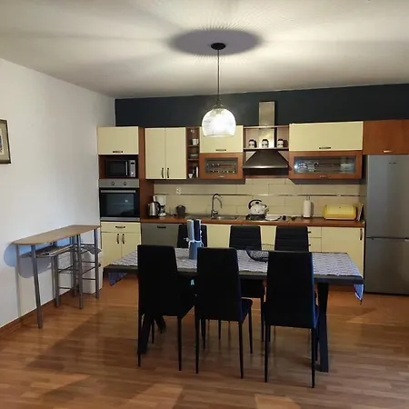 Cengo Apartment *